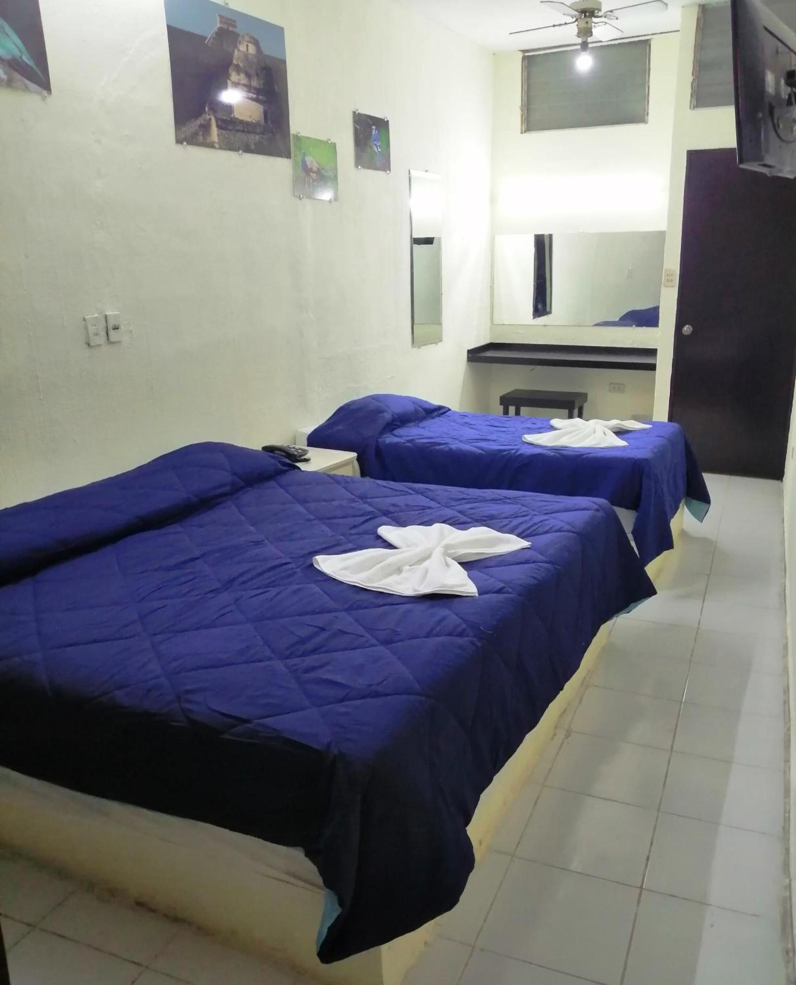 Hotel Suites Elia Noemi Mérida Zewnętrze zdjęcie