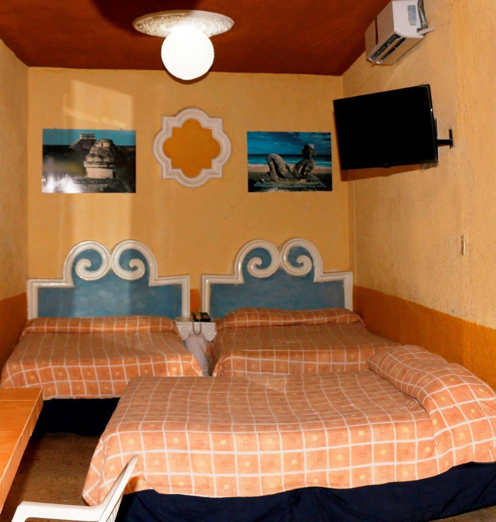 Hotel Suites Elia Noemi Mérida Zewnętrze zdjęcie