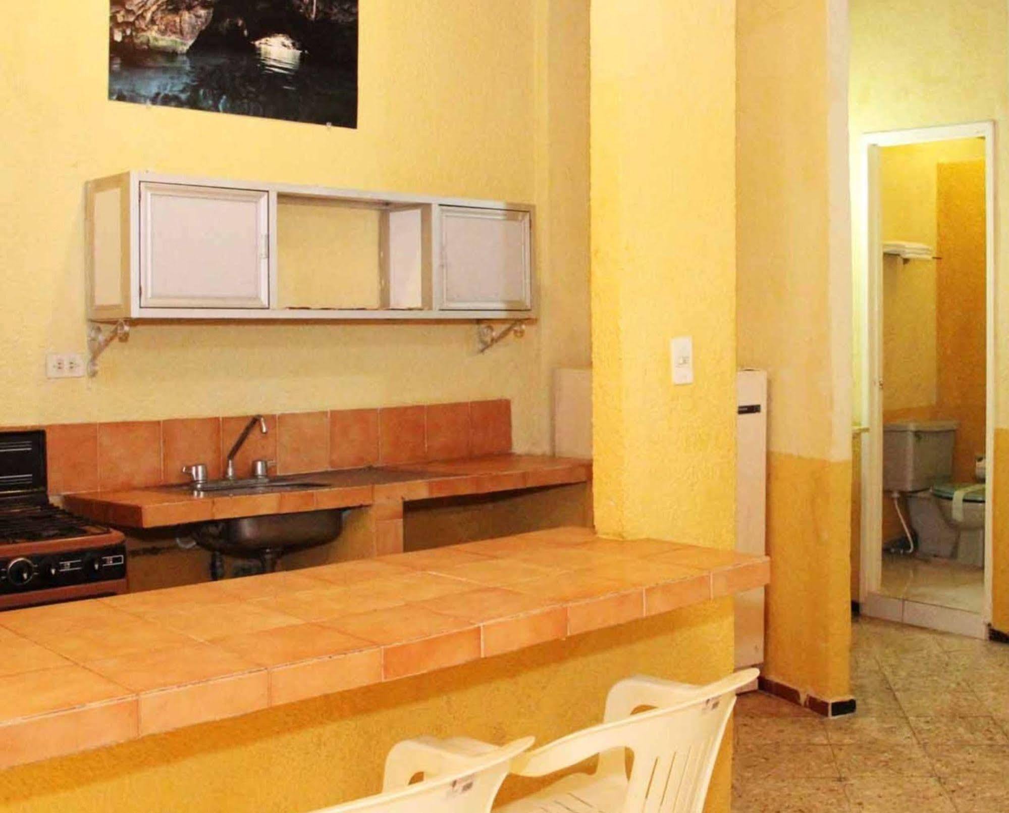 Hotel Suites Elia Noemi Mérida Zewnętrze zdjęcie